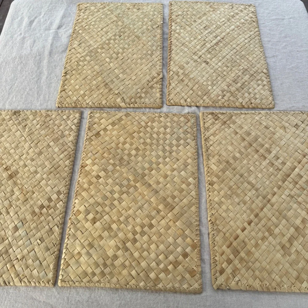 N/A vintage tapa